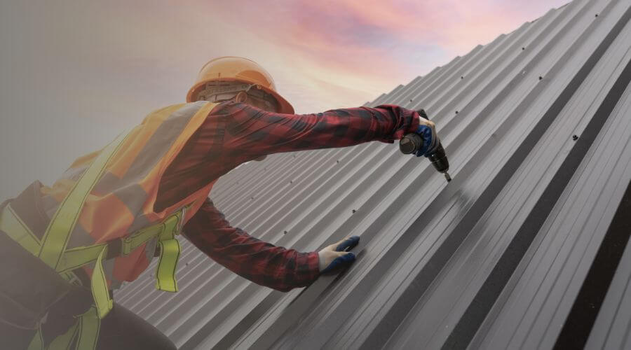 Expert Emergency Roof Repairs services in State Line, MS